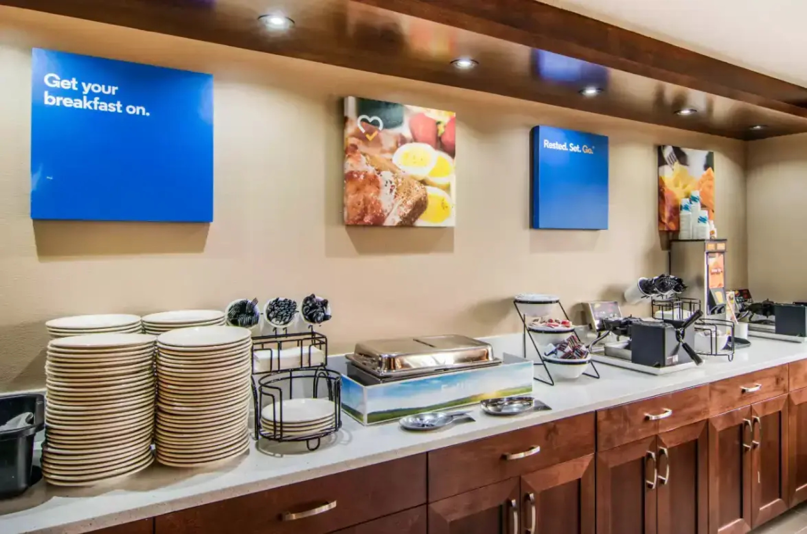Comfort Inn & Suites Vancouver Downtown City Center