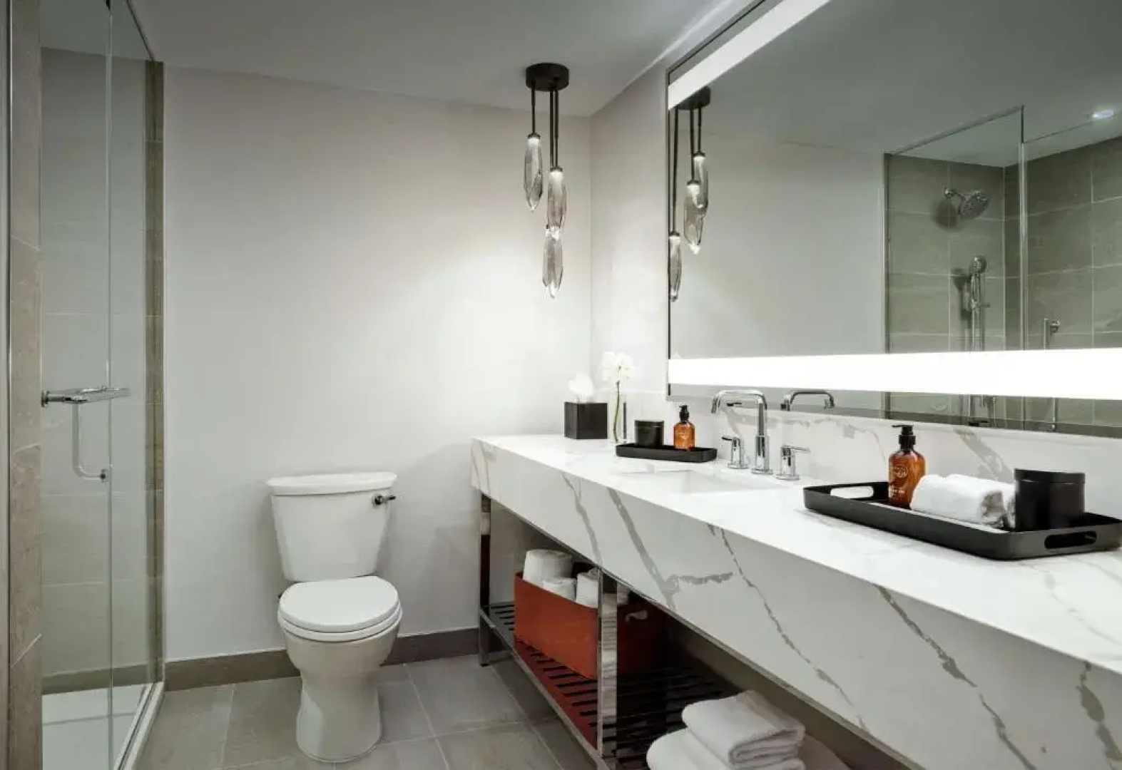 Hotel Alpenrock Breckenridge, Curio Collection by Hilton