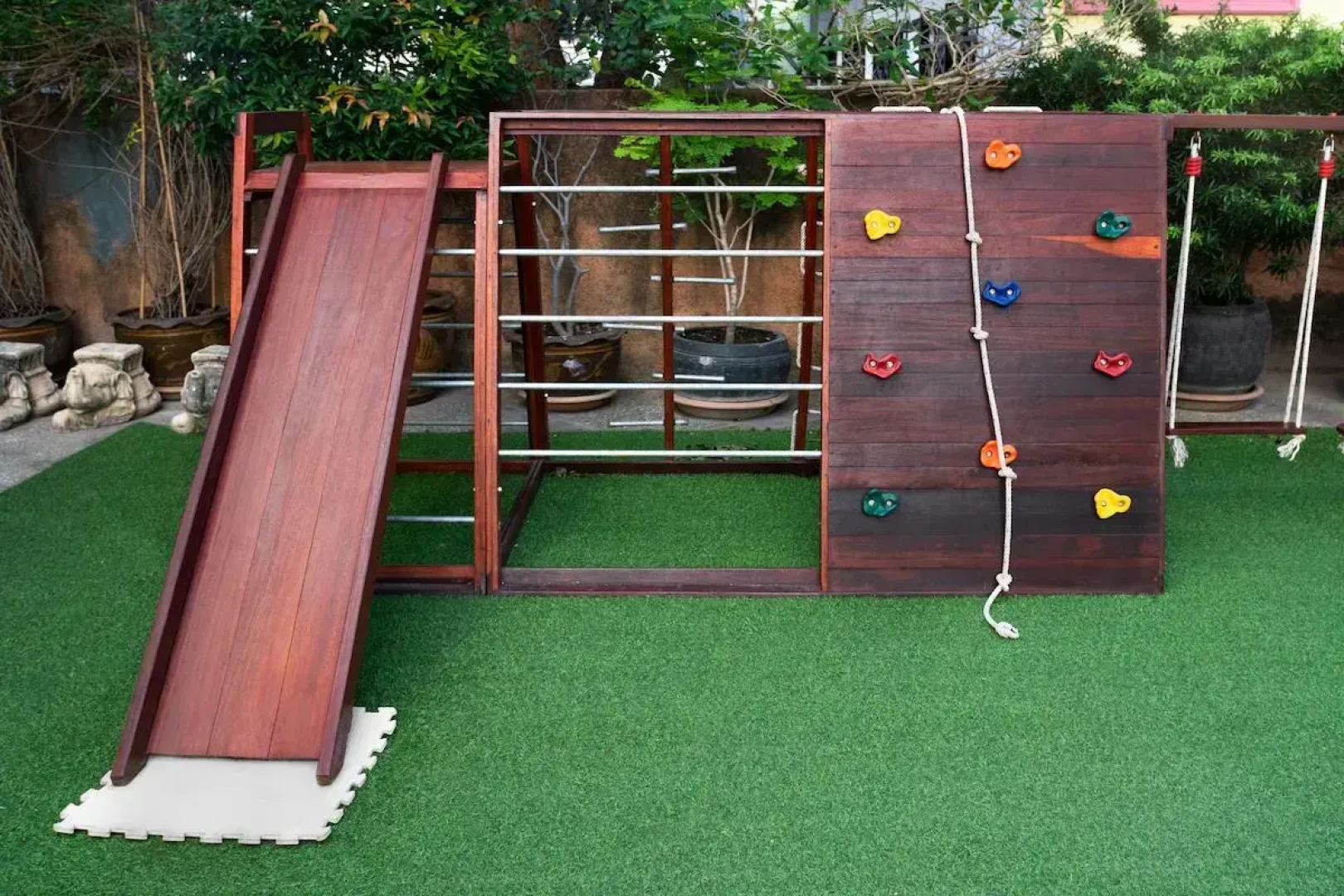 Mike Garden Resort Hotel