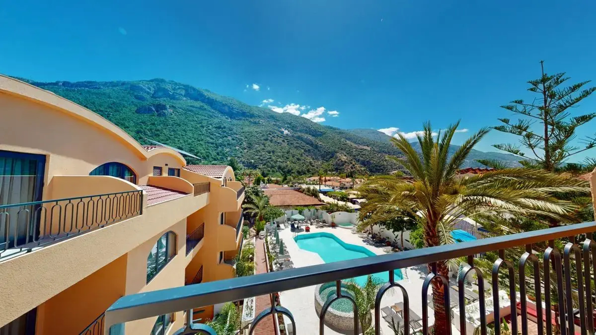 Ünsal Hotel
