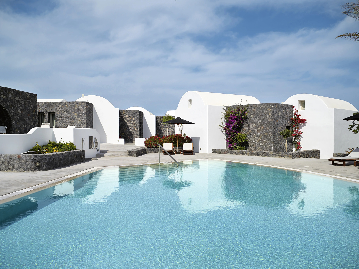 Santo Pure Oia Suites and Villas