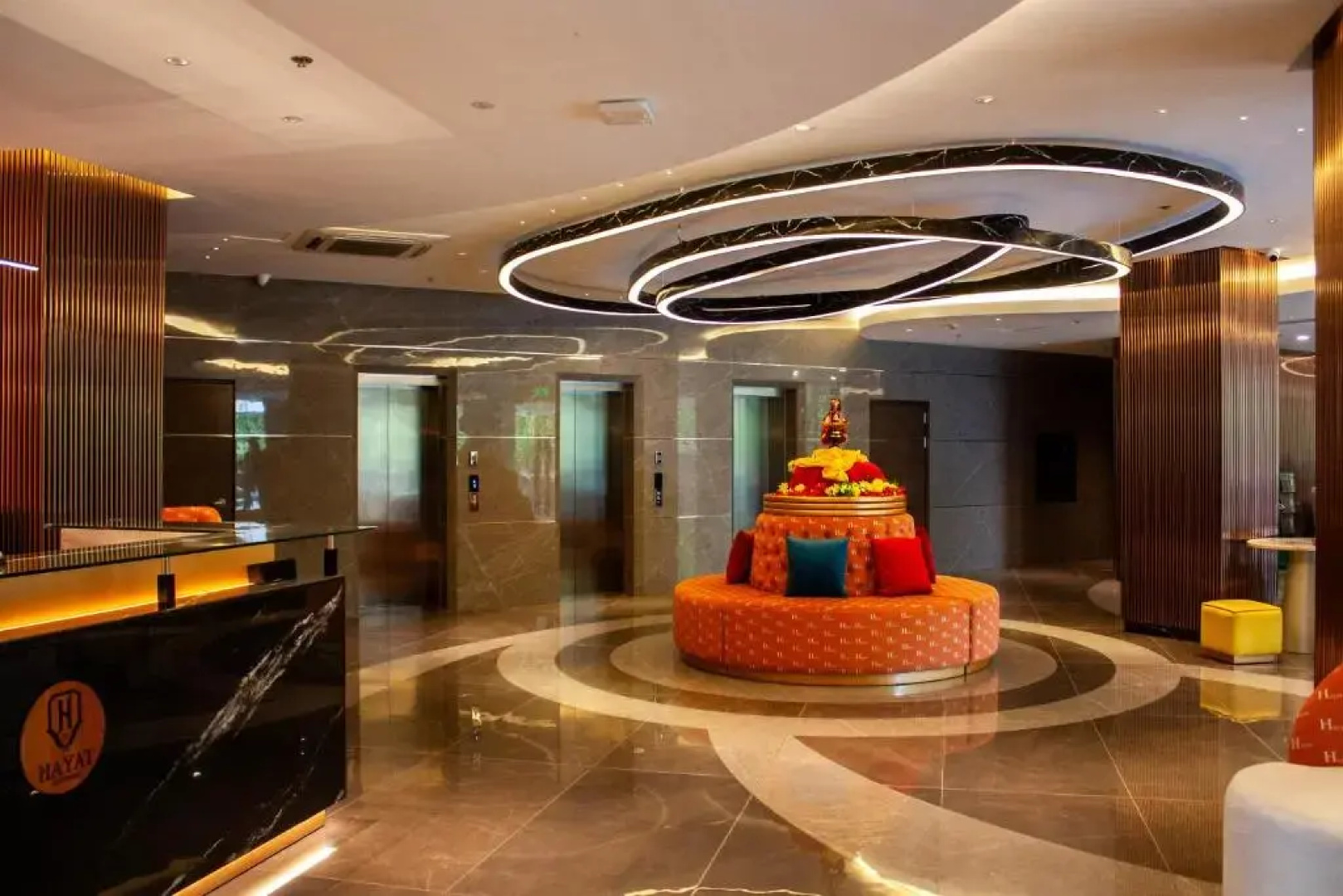 Hayat Sky Towers Cebu Powered By Cocotel