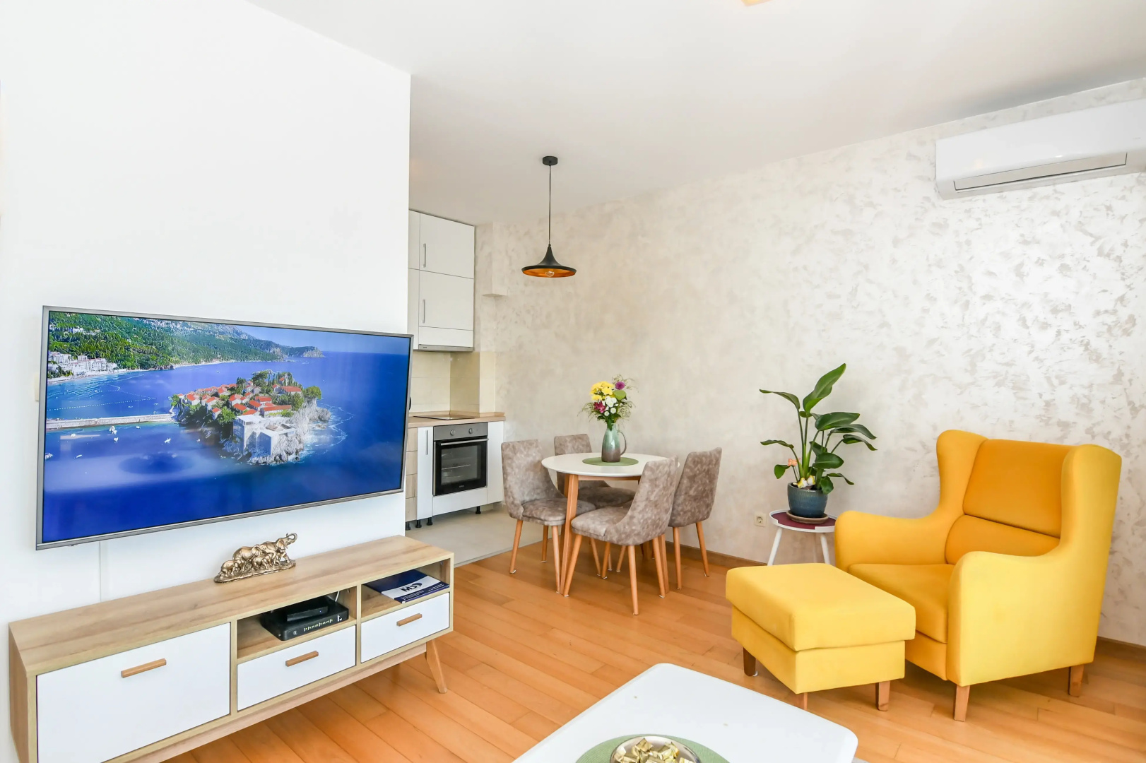 Apart Hotel MS Katunjanin