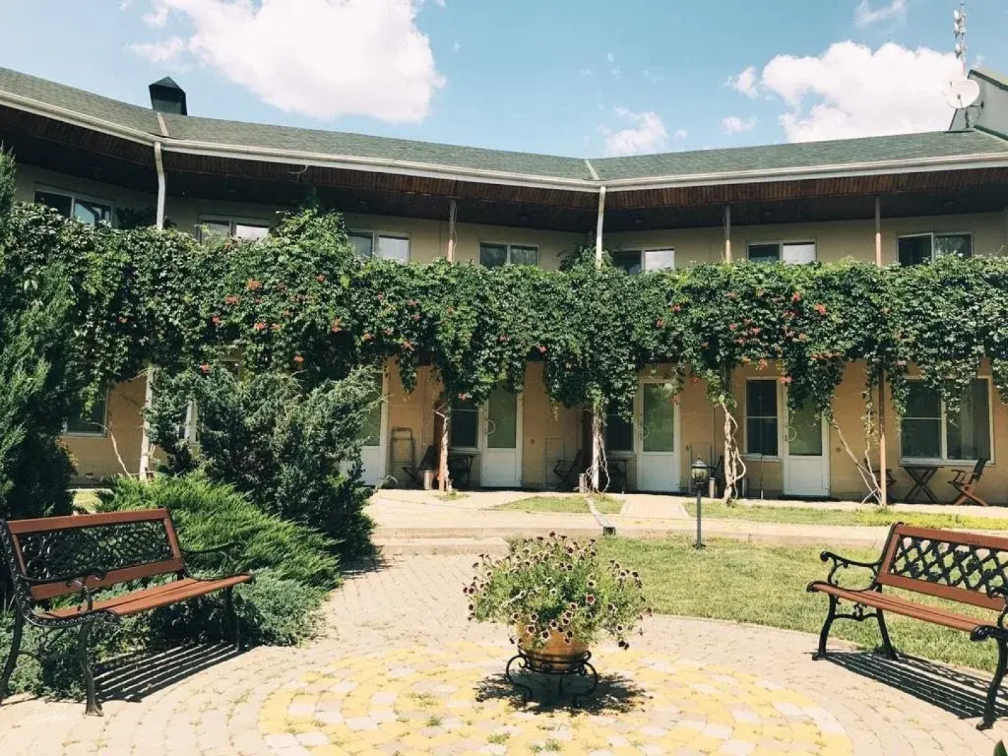 Гостиница Тихое Озеро