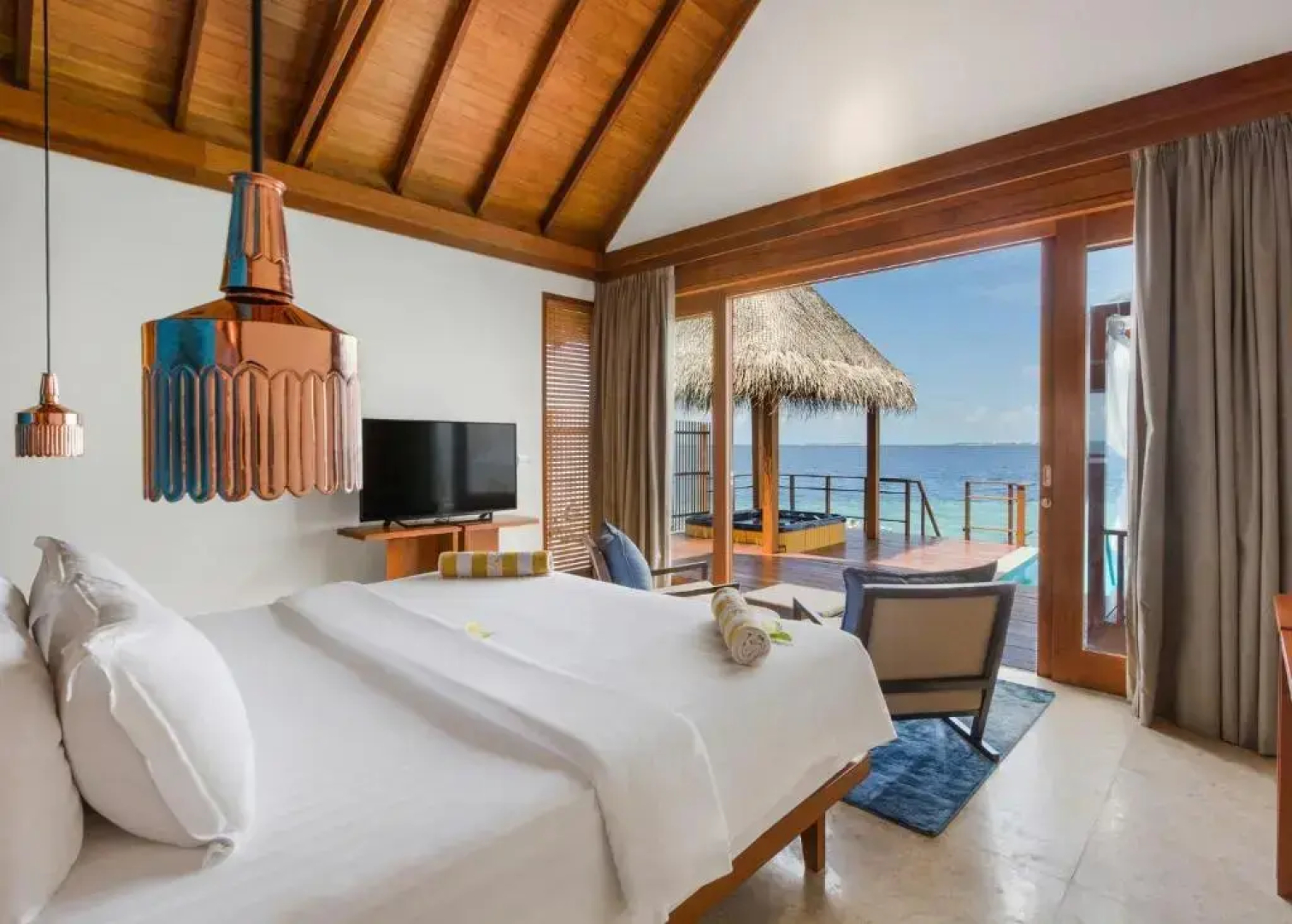 Отель Furaveri Maldives