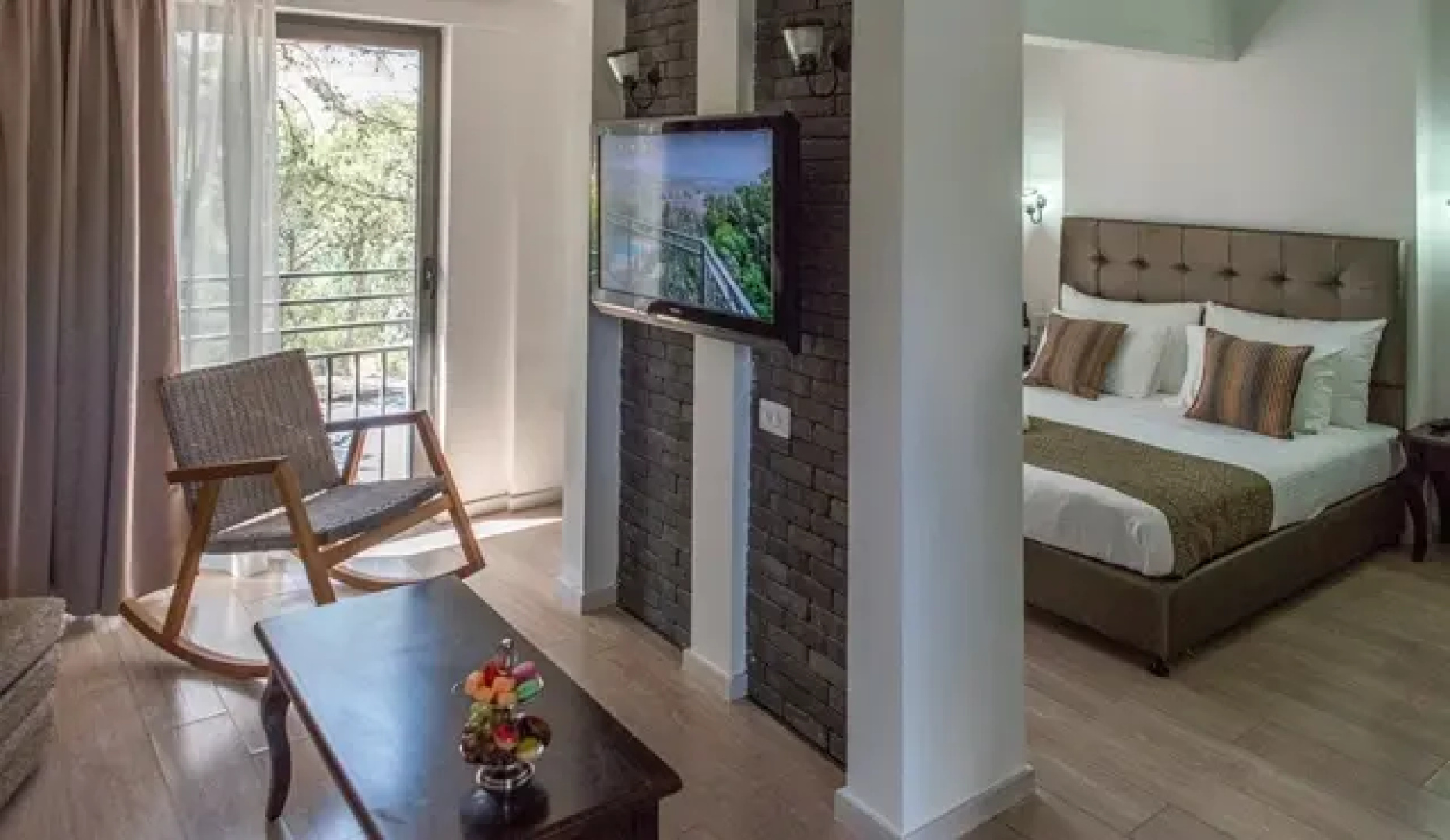 Kfar Giladi Hotel
