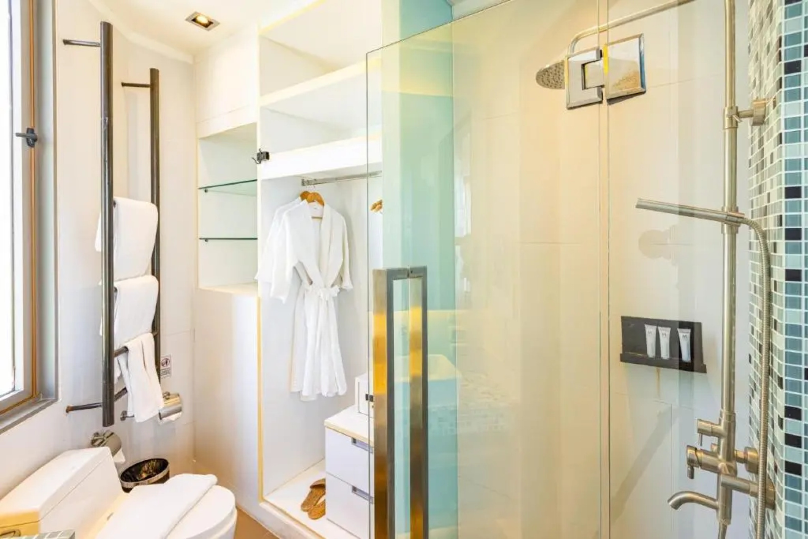 Pattaya Modus Beachfront Resort