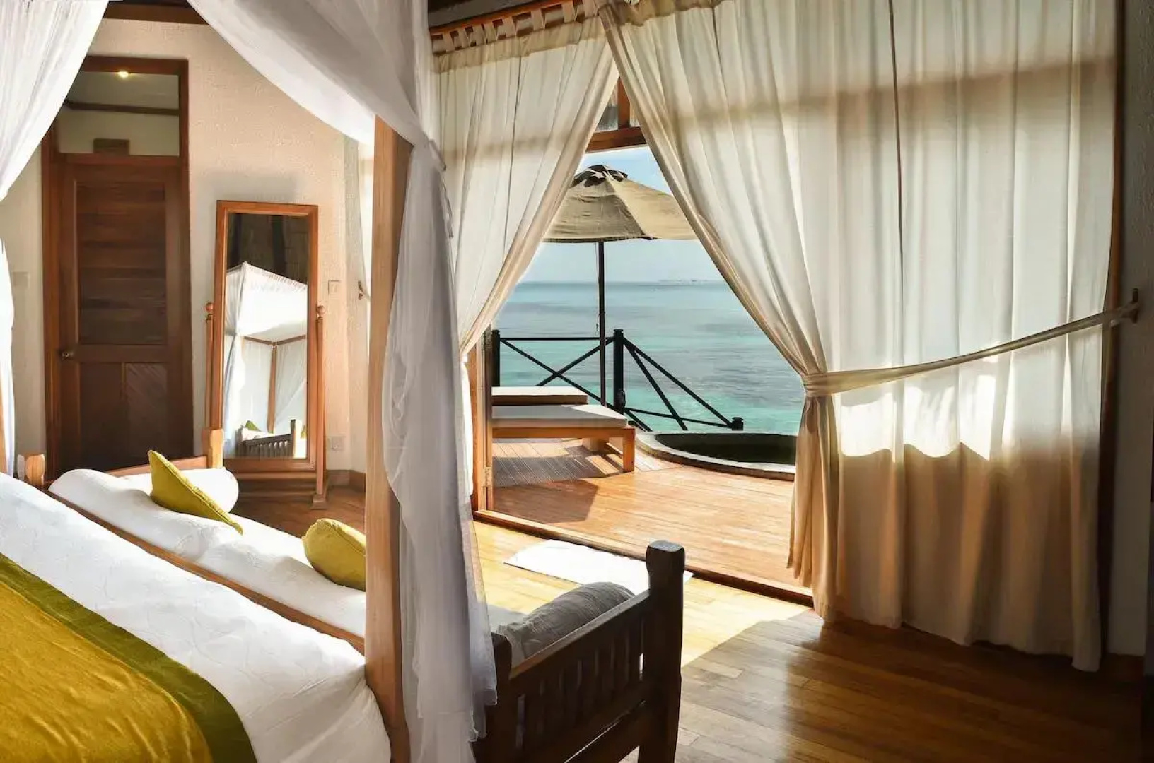 Курорт Coco Palm Dhuni Kolhu