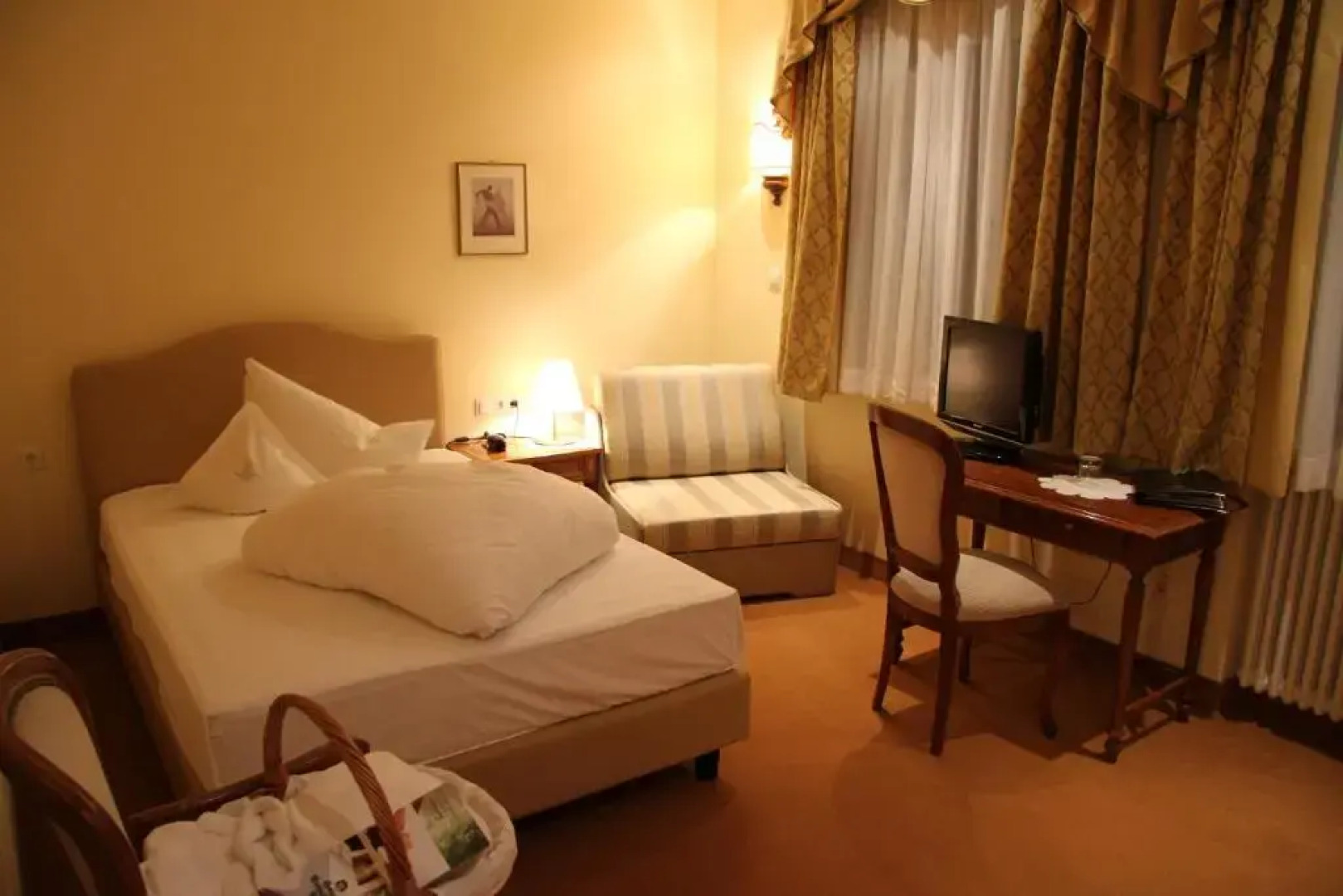 Bemelmans Post Hotel