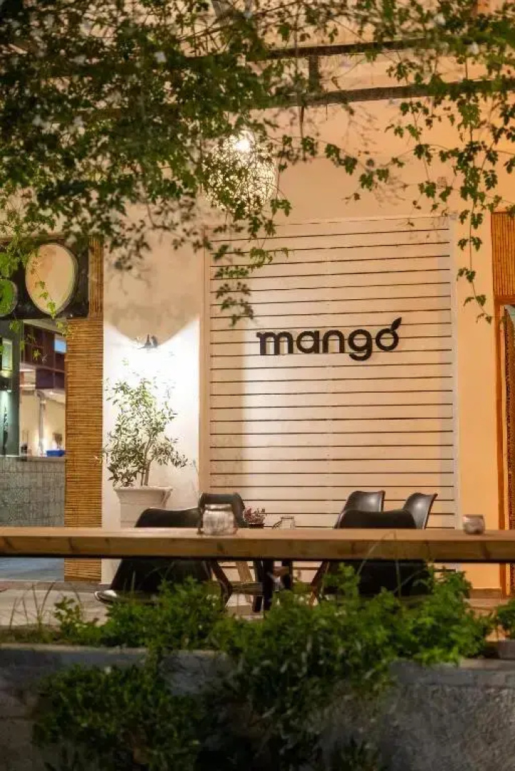 Li Mango Tigaki