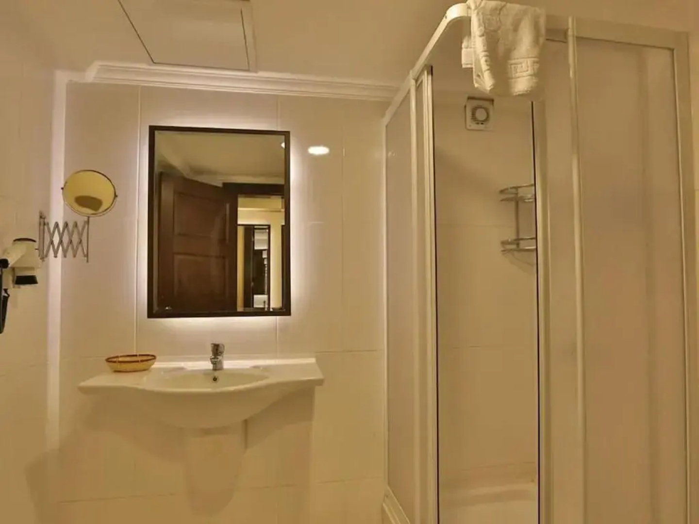 Garni Hotel
