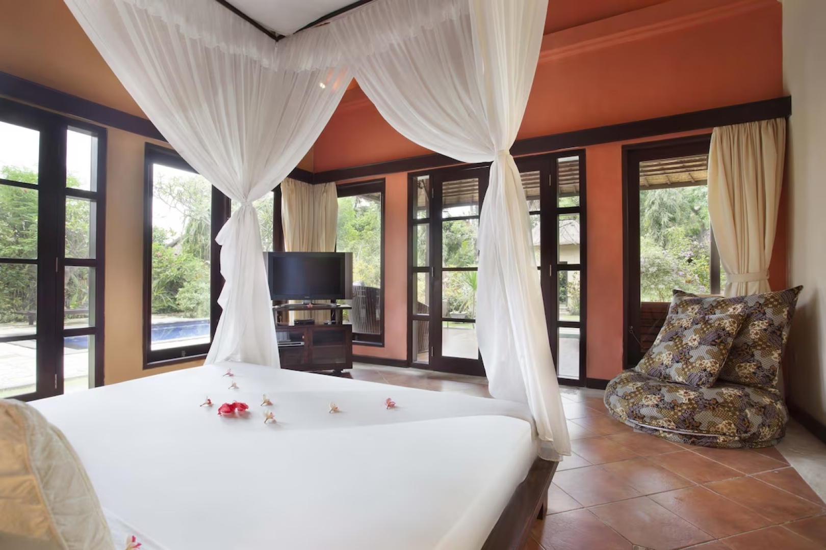 Amertha Bali Villas Beach Front Resort and Spa