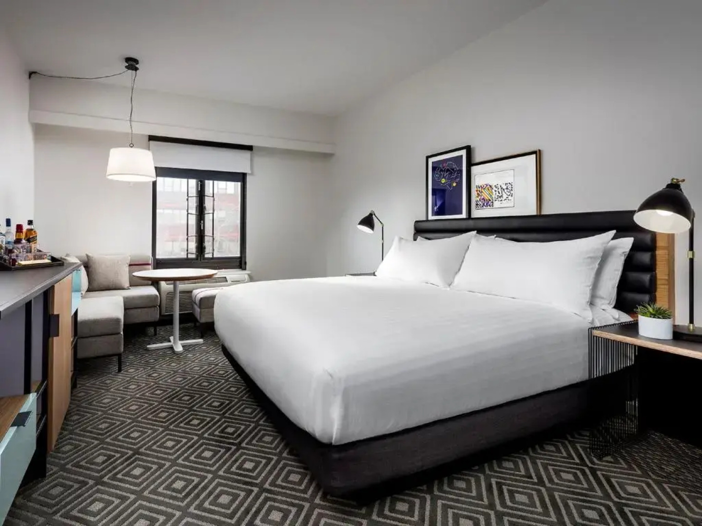 Freepoint Cambridge, Tapestry Collection By Hilton