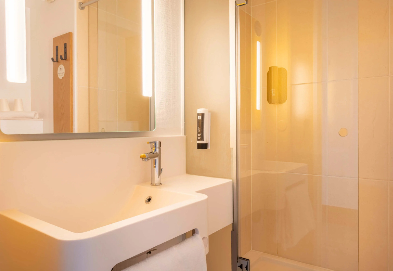 B&B HOTEL Martigues Port-de-Bouc