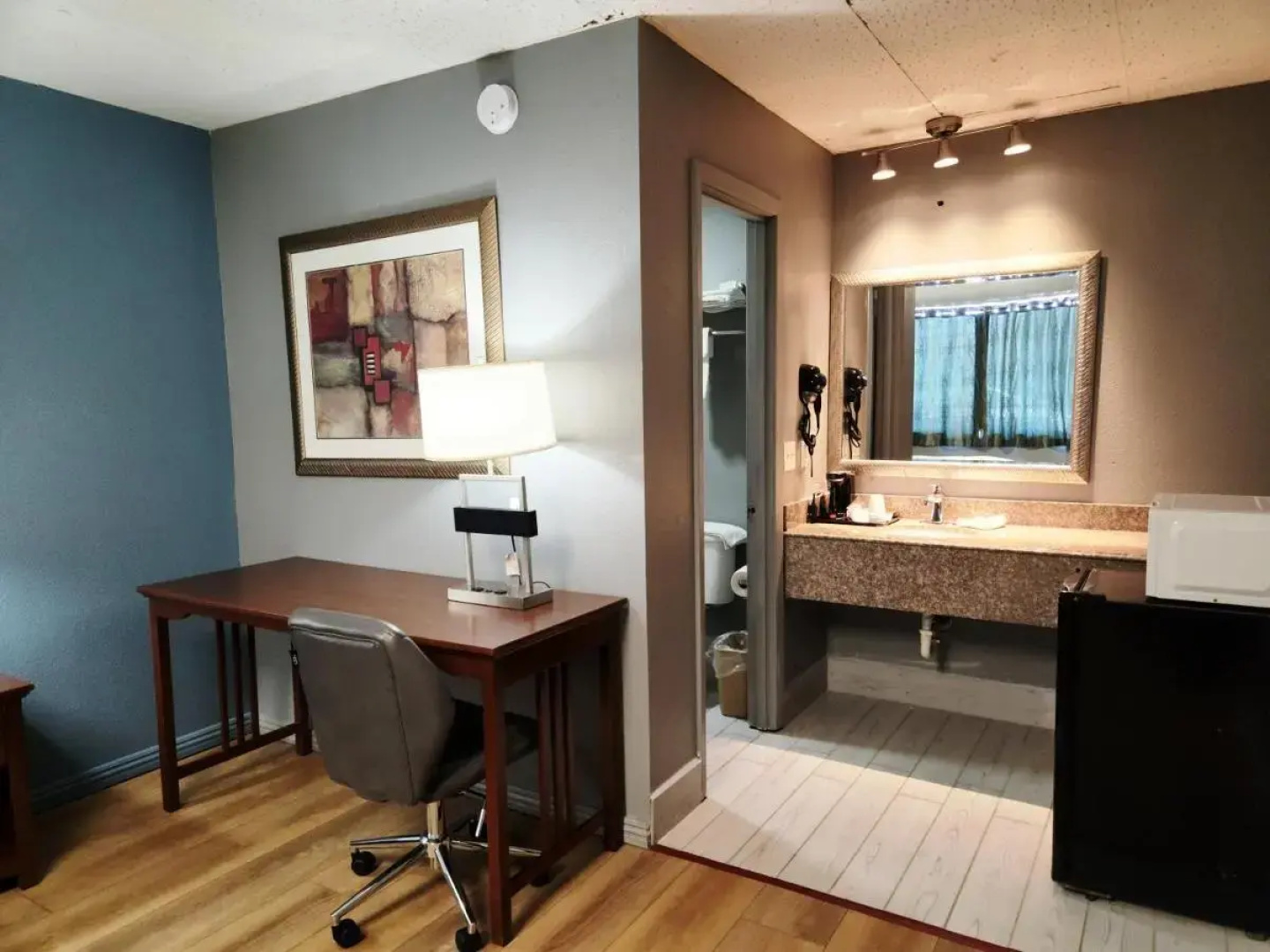 Executive Inn at Mena