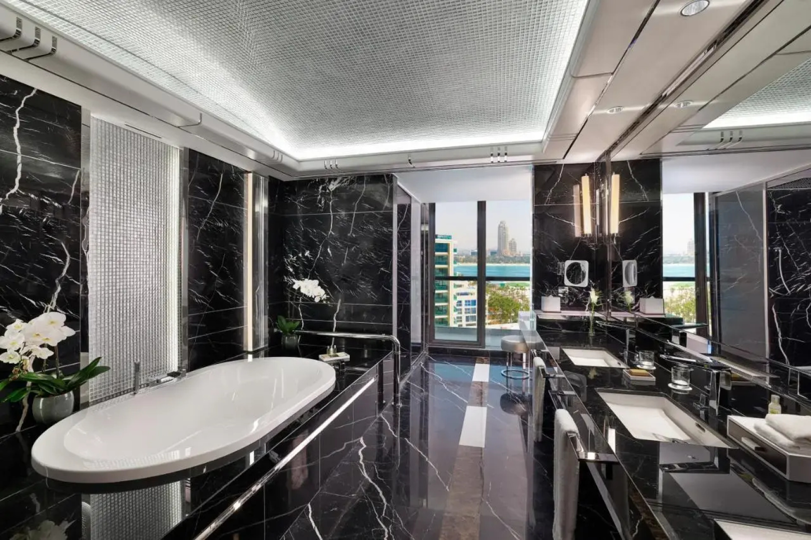 Hilton Dubai Palm Jumeirah