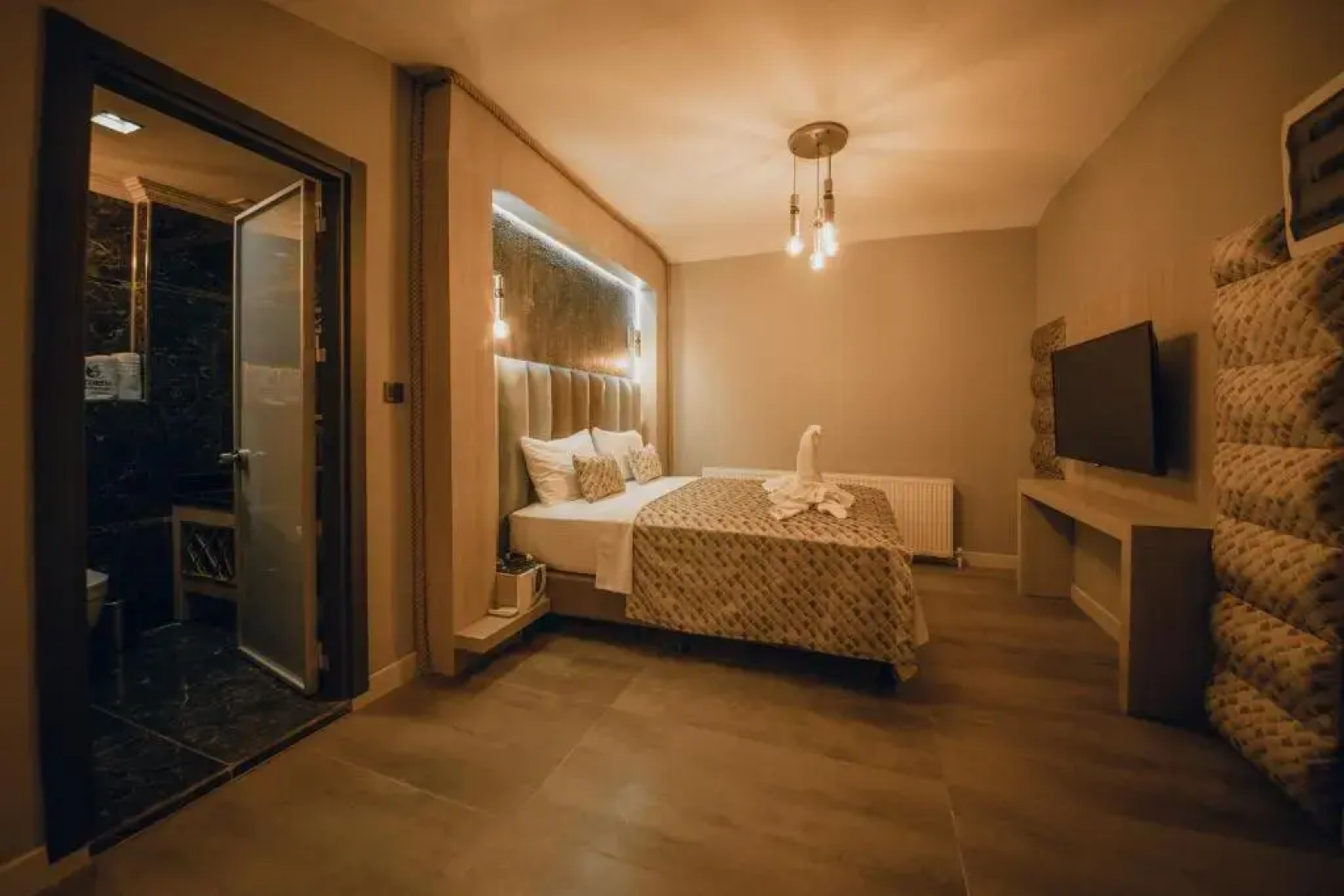Edrin Hotel