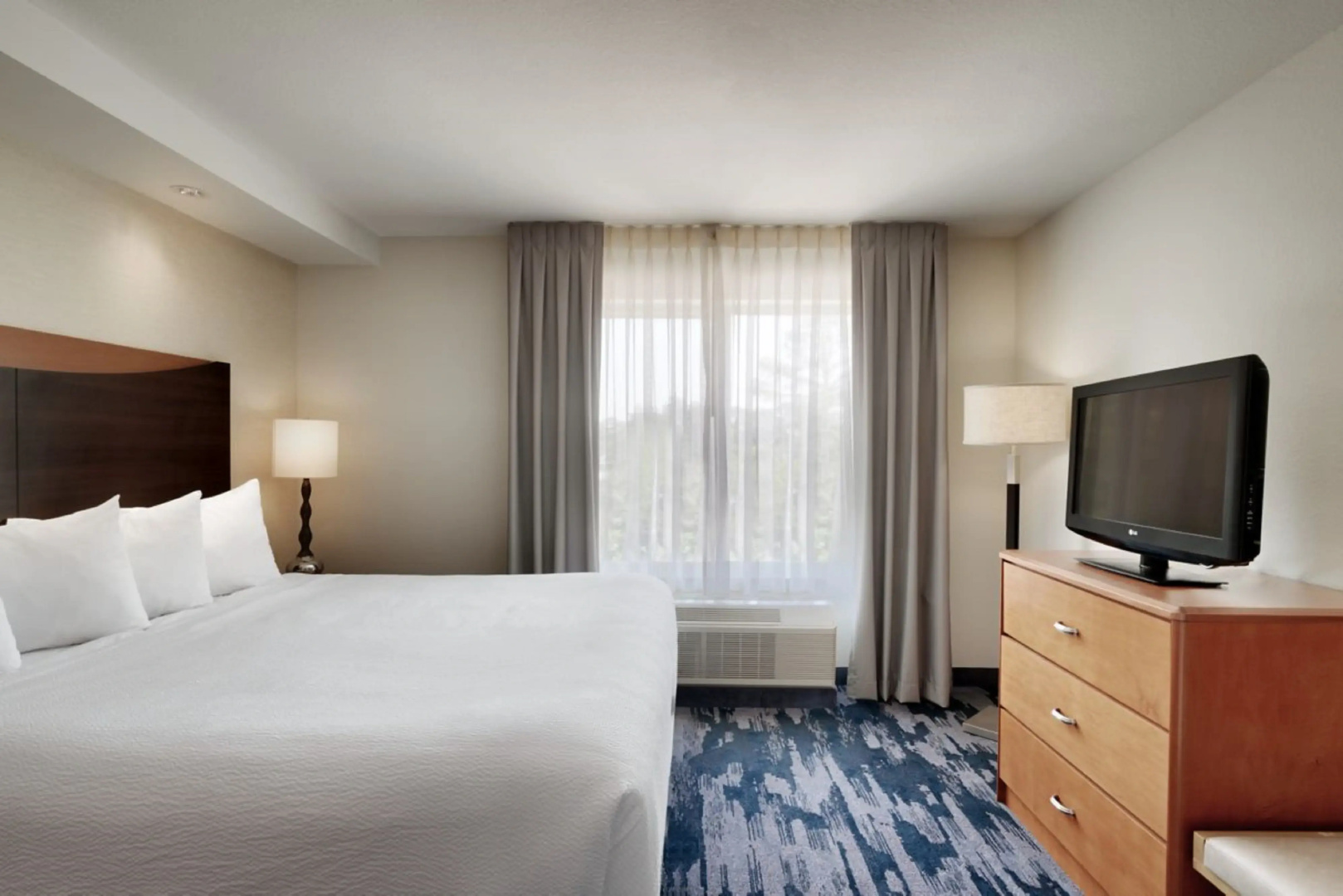 Fairfield Inn & Suites by Marriott Tallahassee Central Hotel