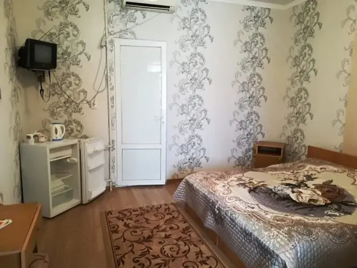 Chastnyij Dom Guest House