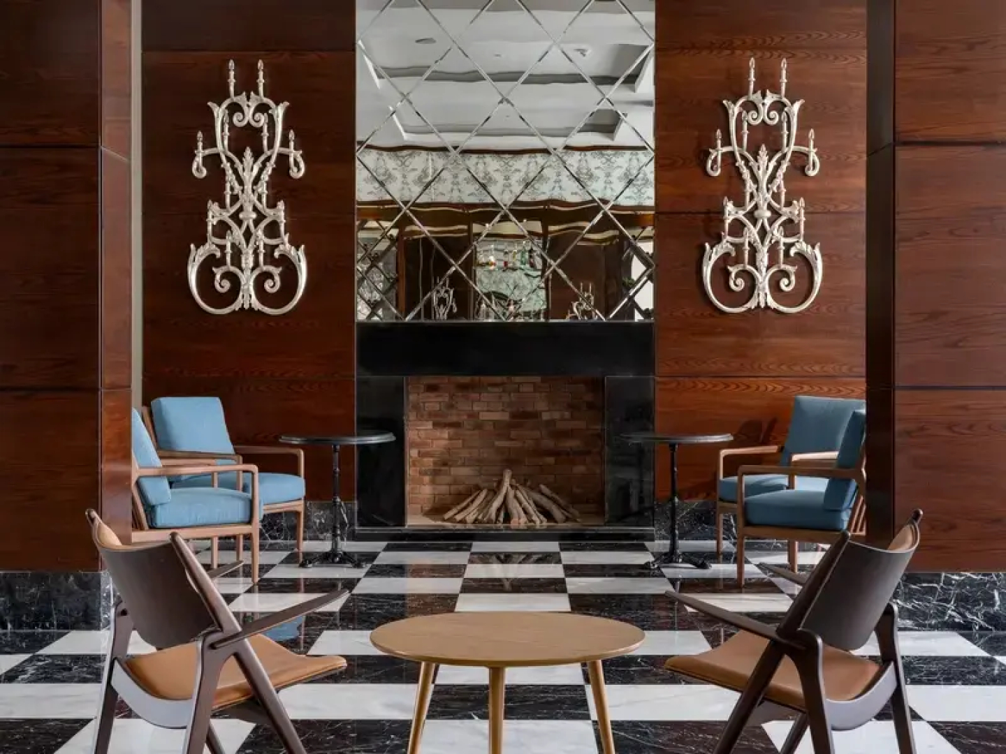 JAZ Elite Crystal, Almaza Bay