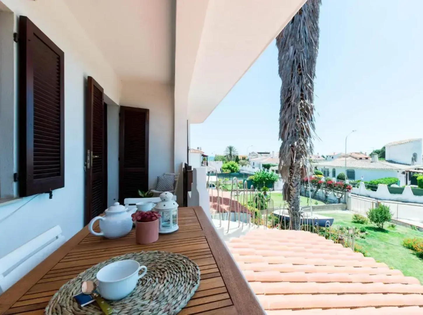 Spazioso Appartamento al Mare con Giardino