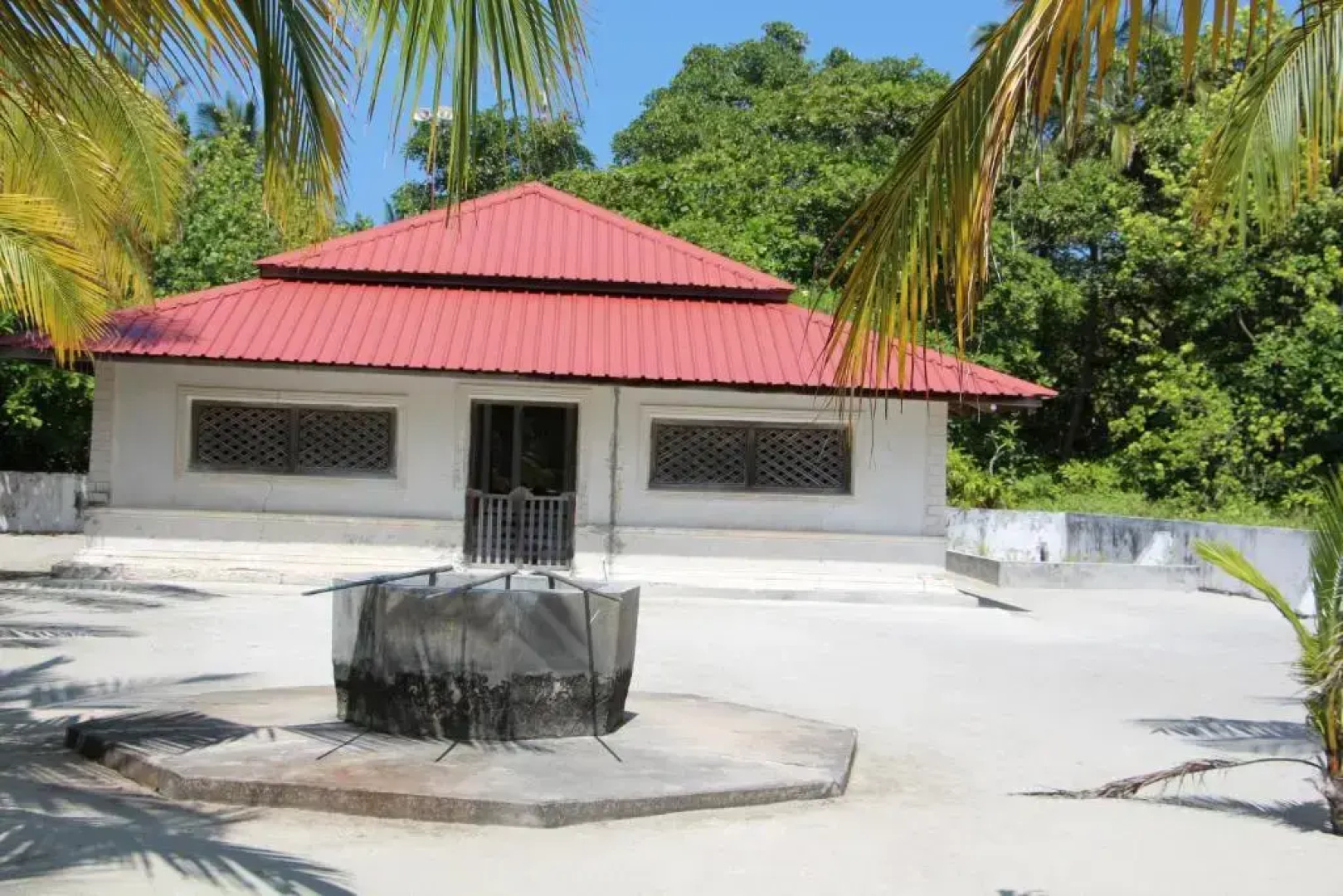 Отель The Castaway Retreat 