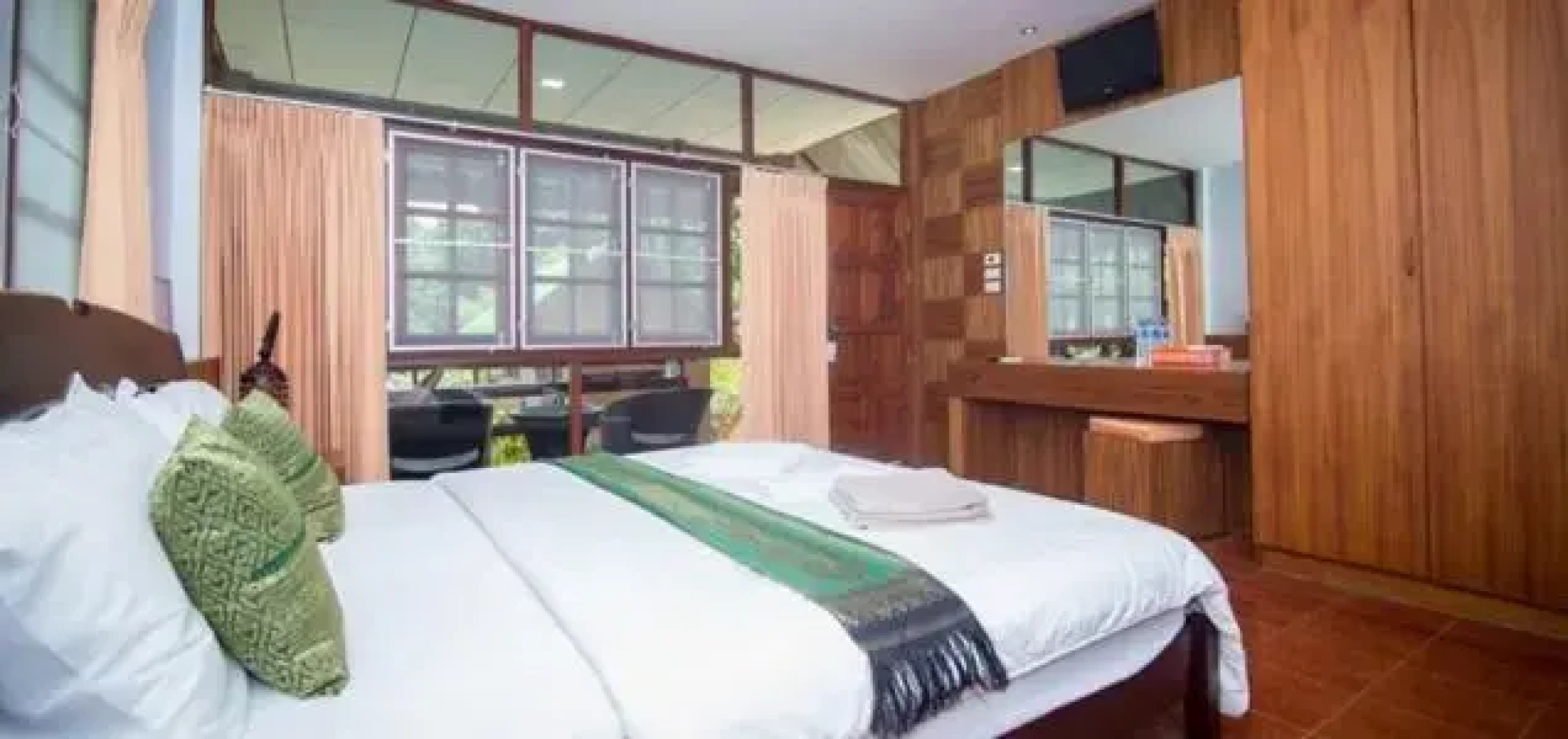 Mountain Resort Koh Lipe