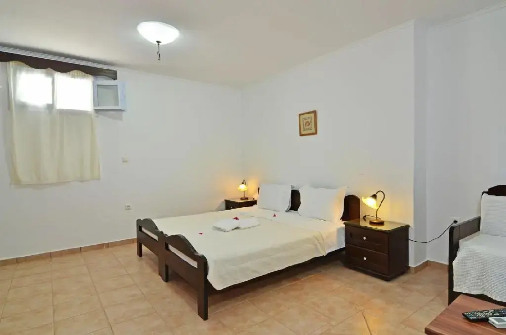 Nikos Sea view apts Milos