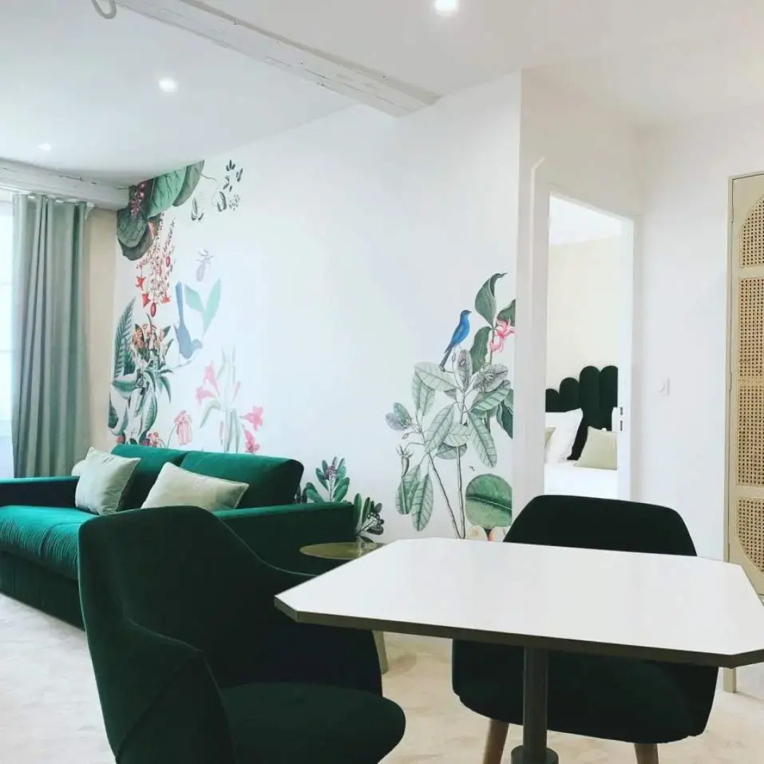 Castel de Tres Girard