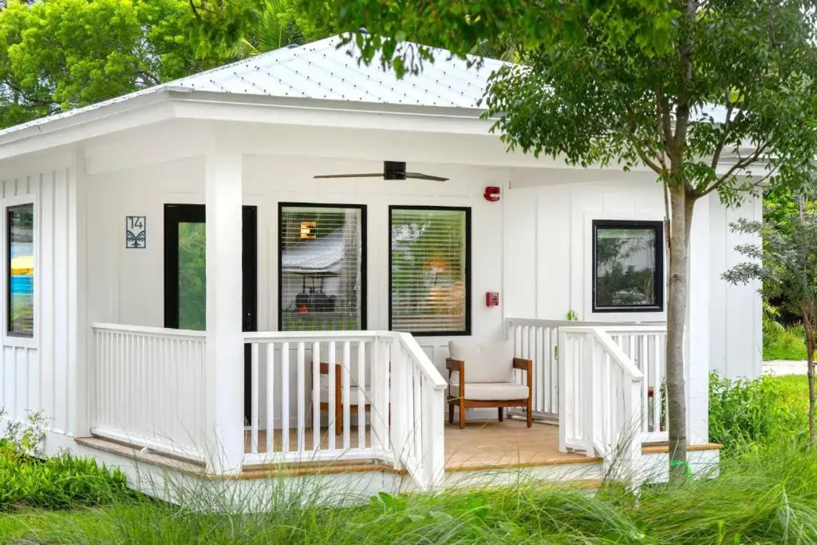 Pines & Palms Resort