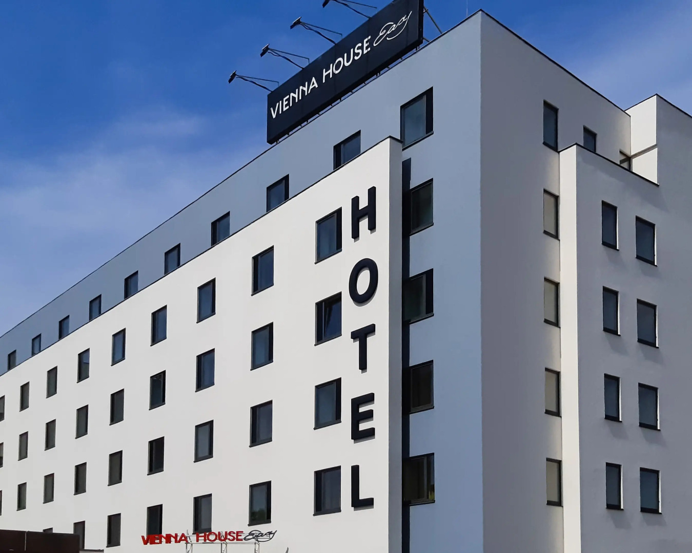 Vienna House Easy by Wyndham Bucharest Airport