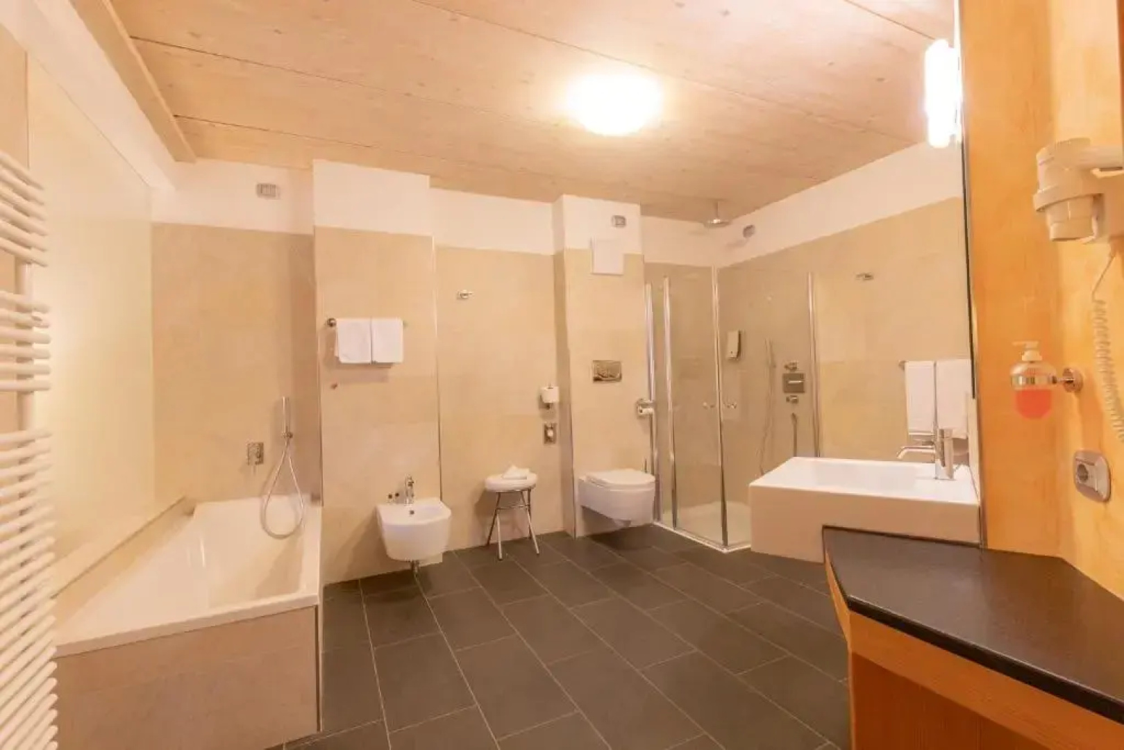 Berghotel Miramonti