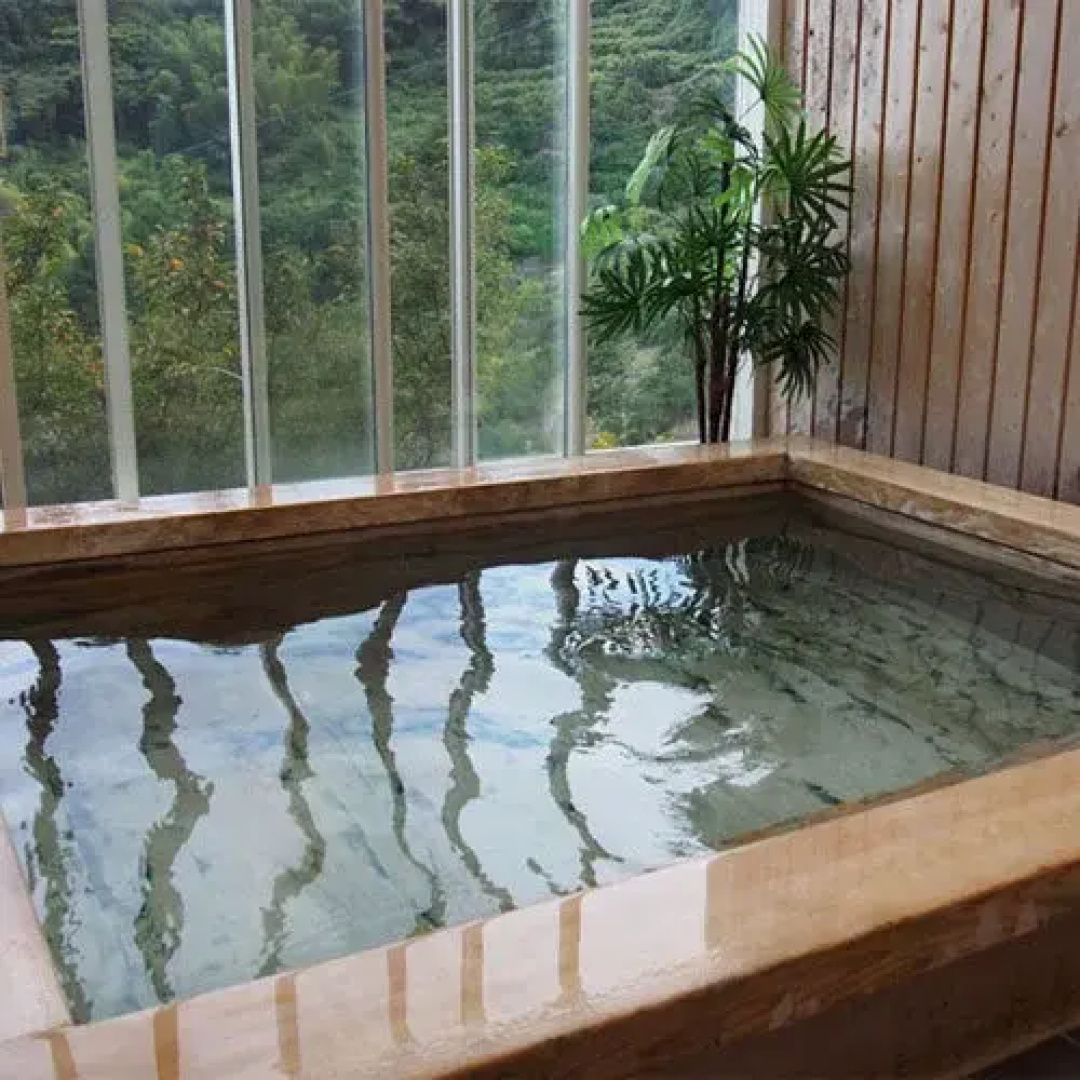 Enoura Terrace