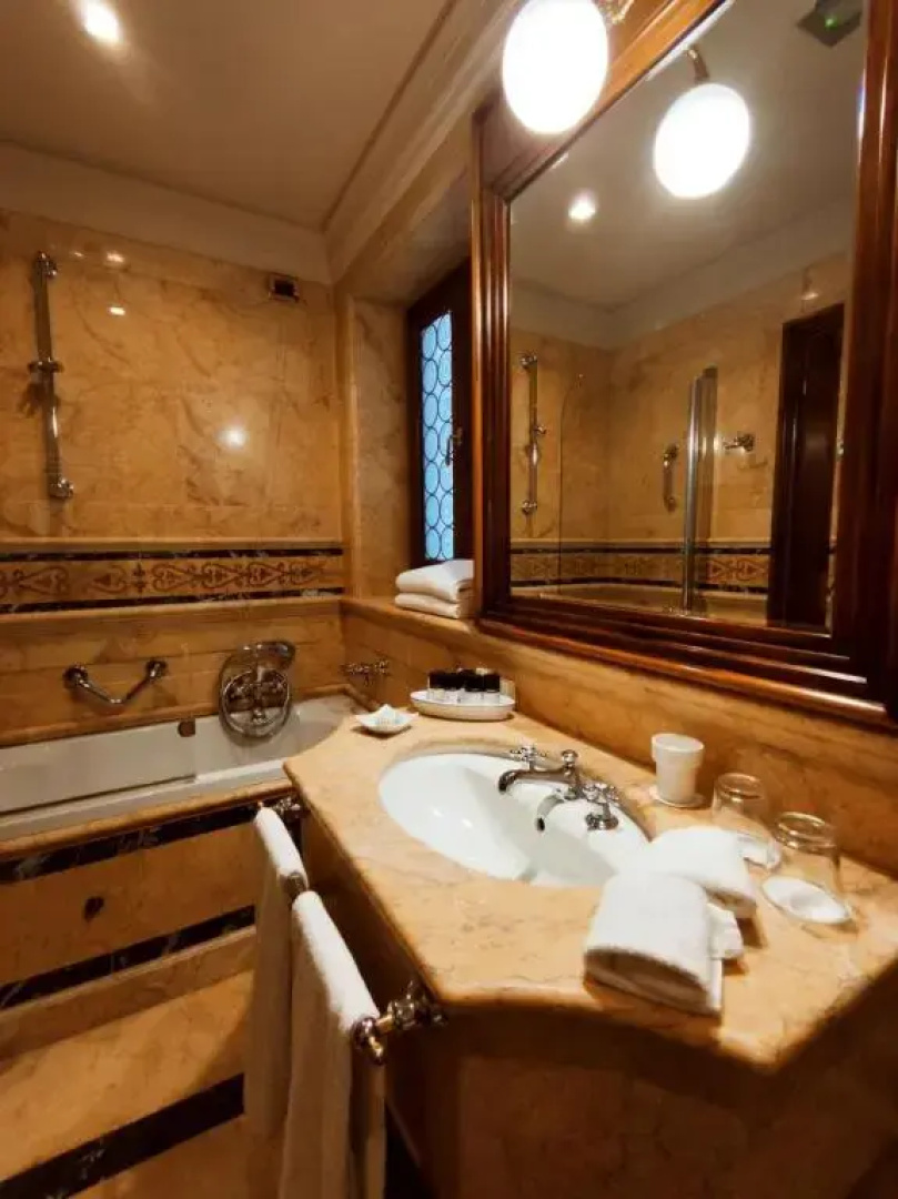 Bellevue Luxury Rooms – San Marco Luxury