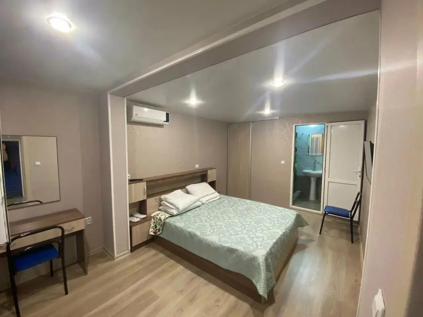 Mirage Mini-Hotel