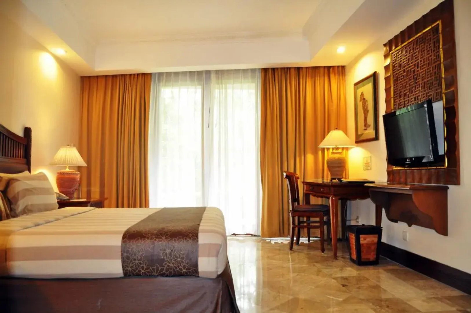 Lorin Solo Hotel