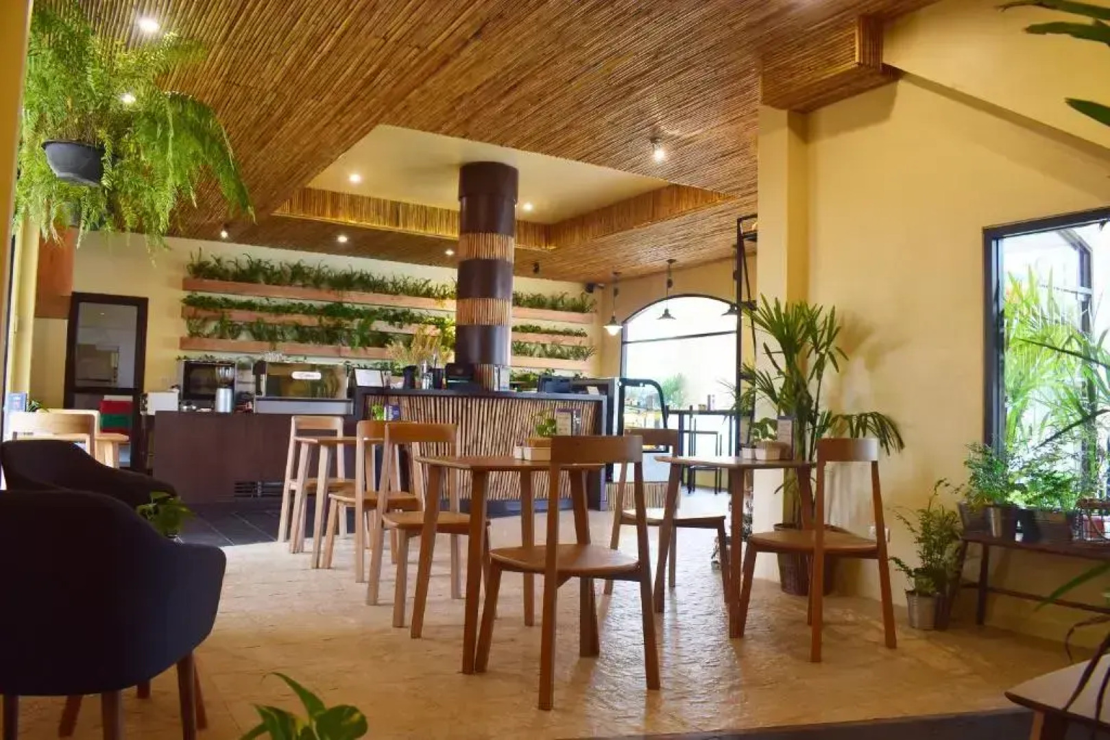 Rawi Warin Resort and Spa