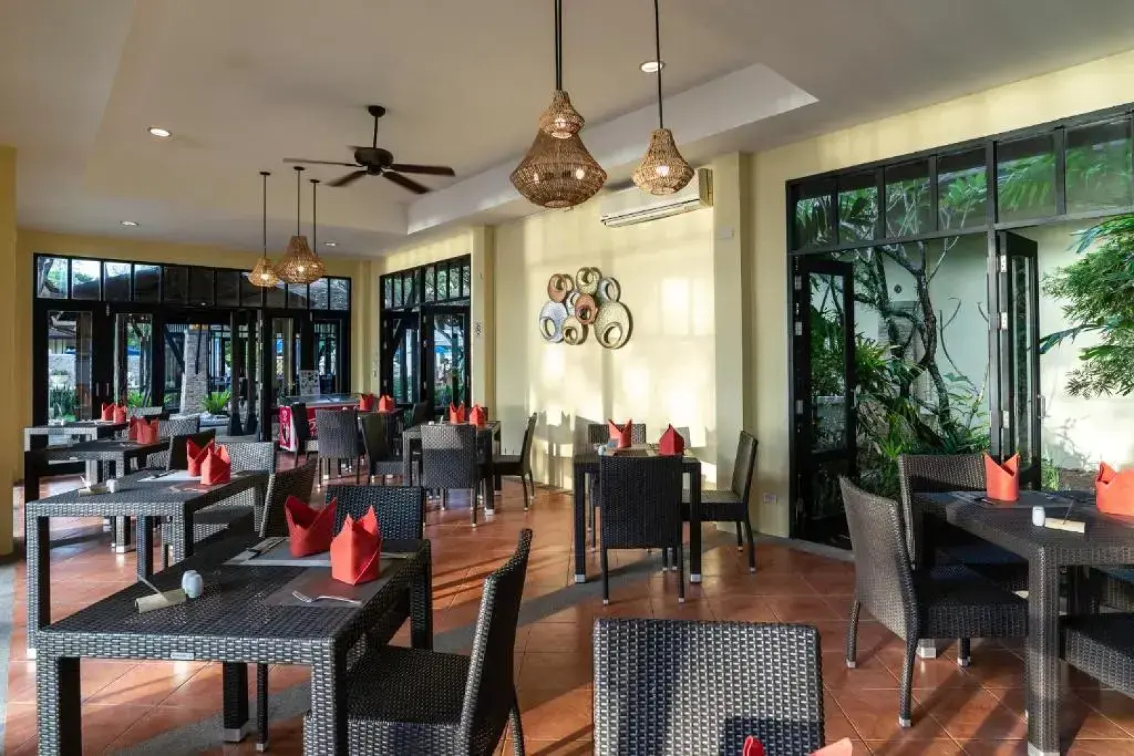 Seaview Resort Khao Lak