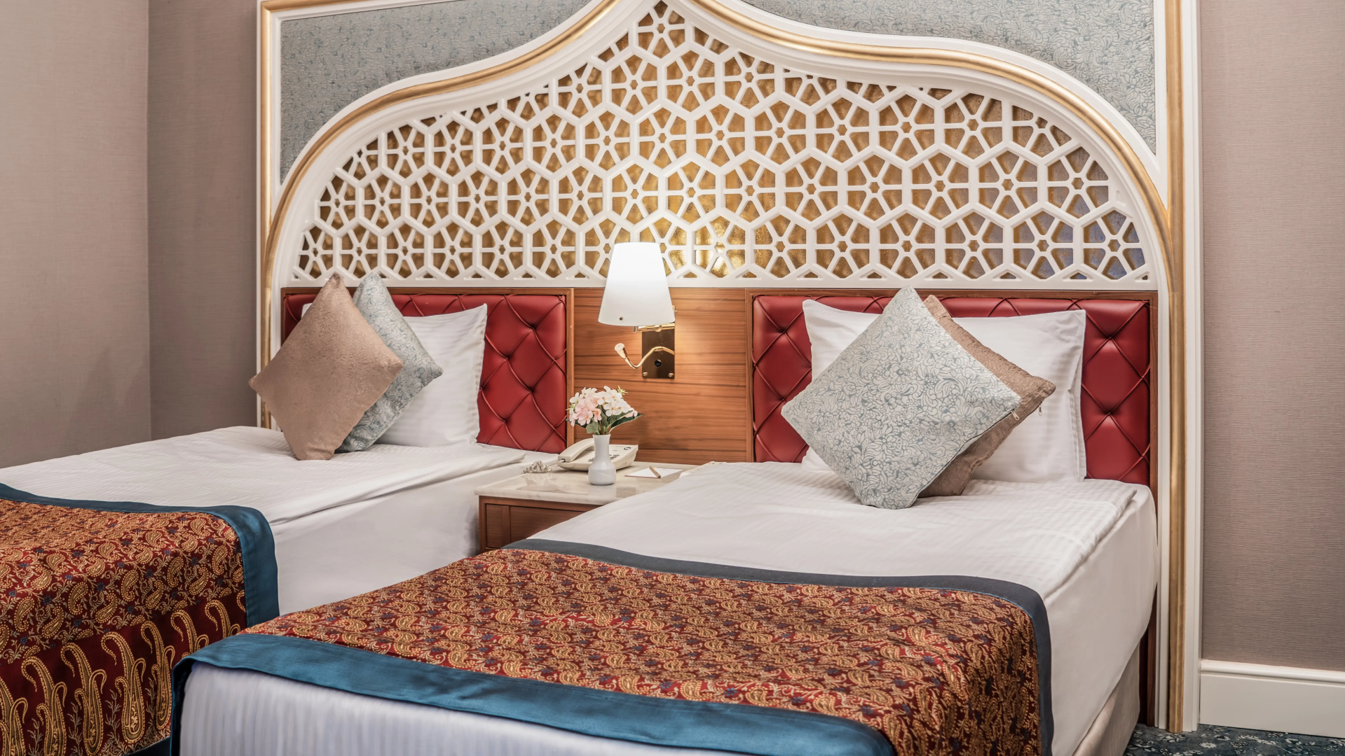 Royal Taj Mahal - All Inclusive