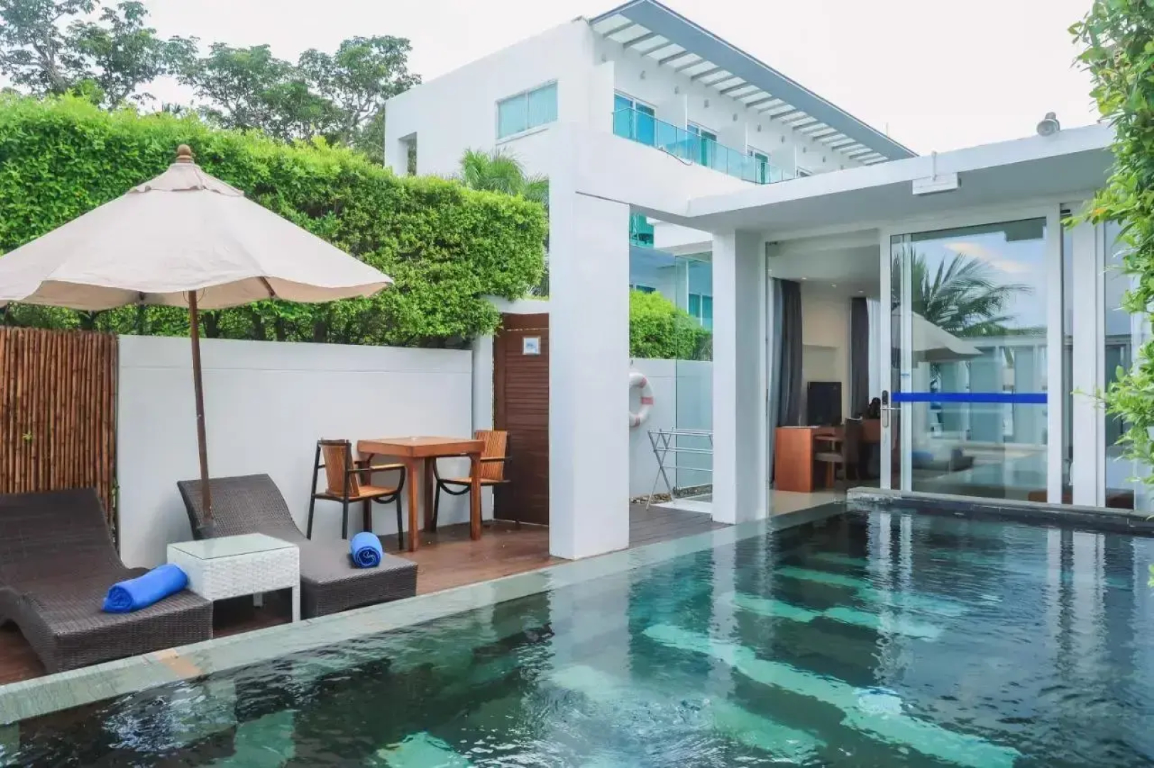 KC Beach Club & Pool Villas