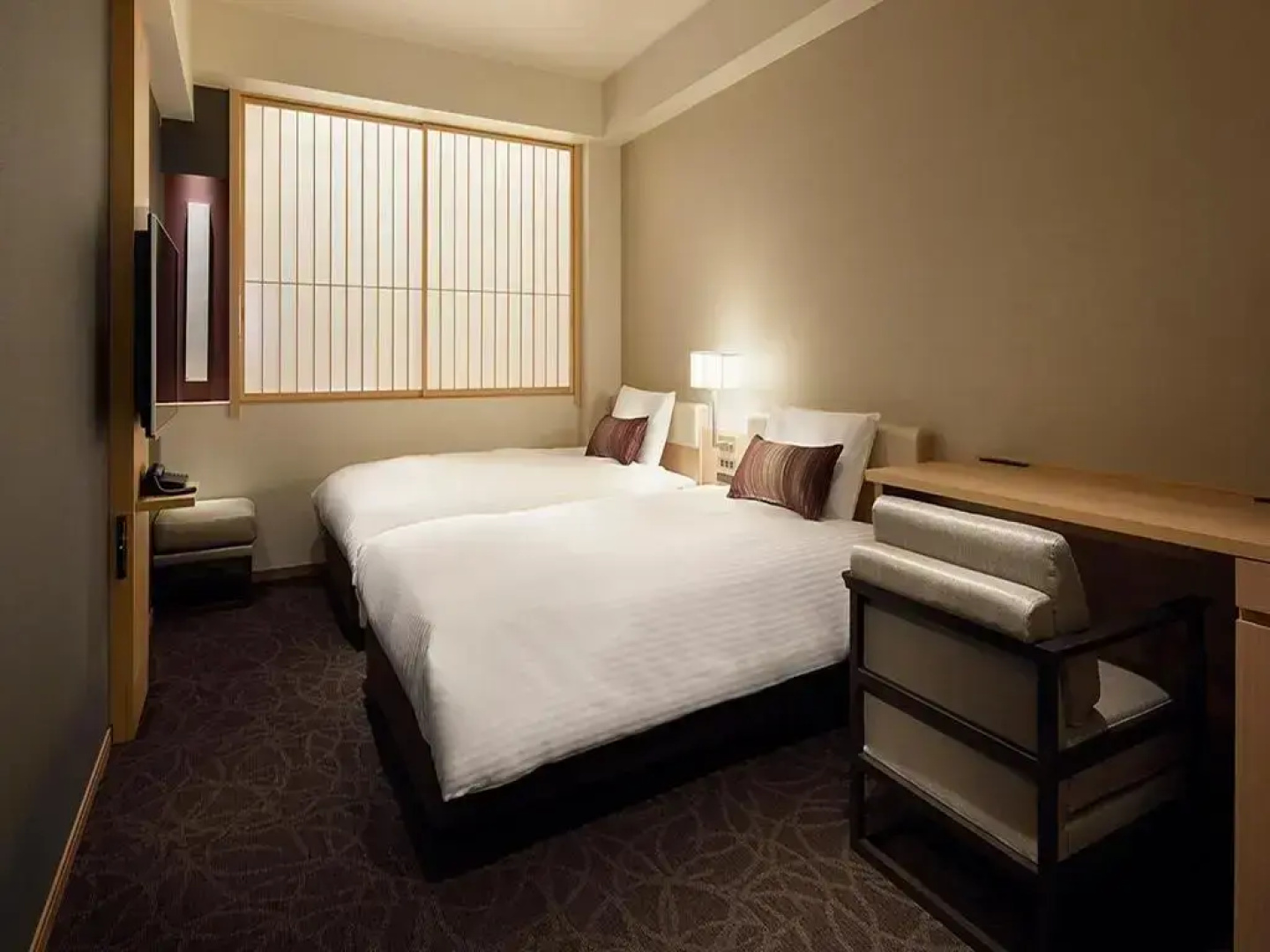 Отель Mitsui Garden Hotel Kyoto Shinmachi Bettei