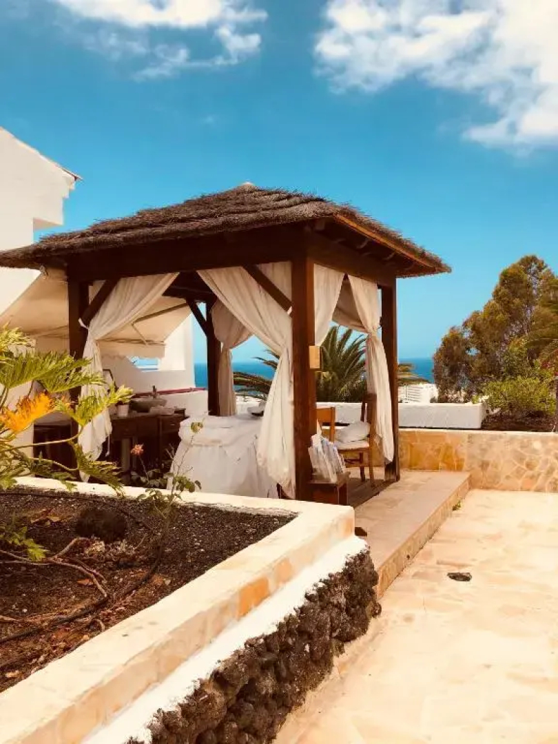 Regency Torviscas Apartments & Suites