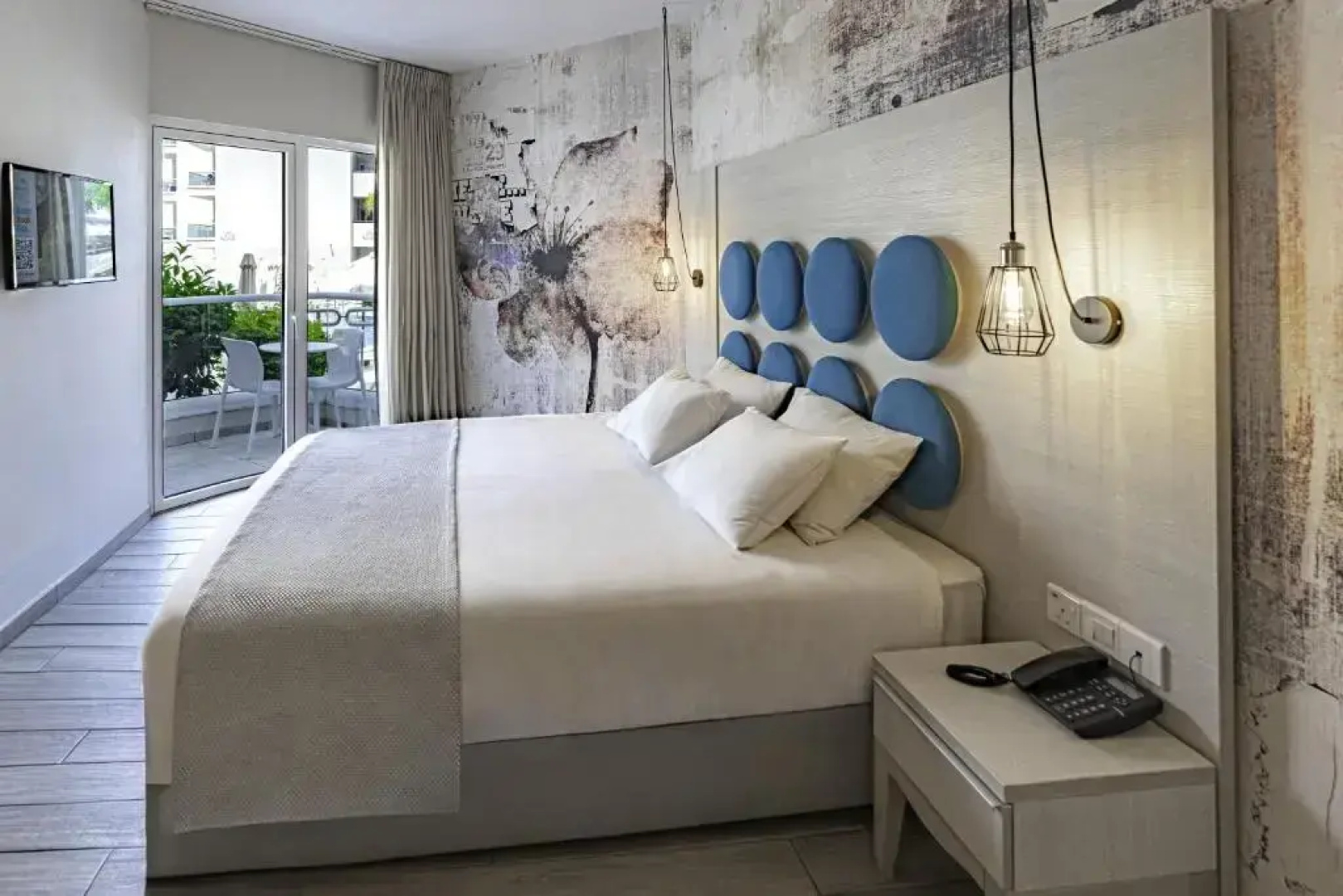Vangelis Hotel & Suites