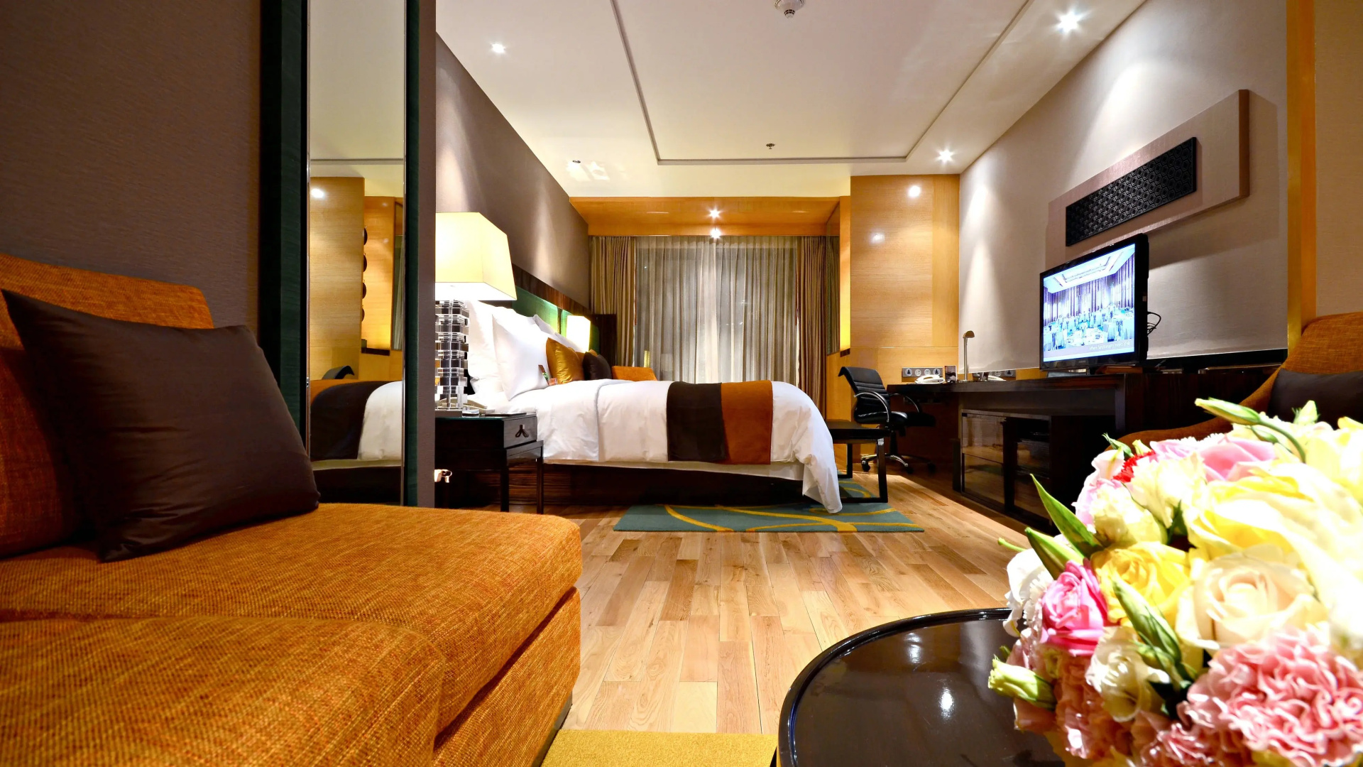 Renaissance Bangkok Ratchaprasong Hotel by Marriott