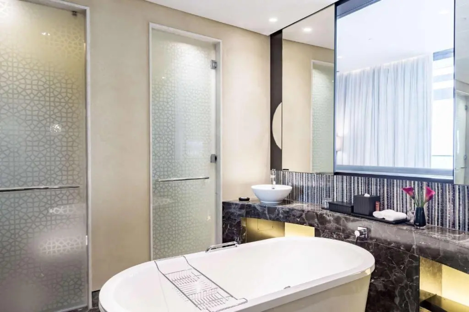 Grand Hyatt Abu Dhabi Hotel And Residences Emirates Pearl