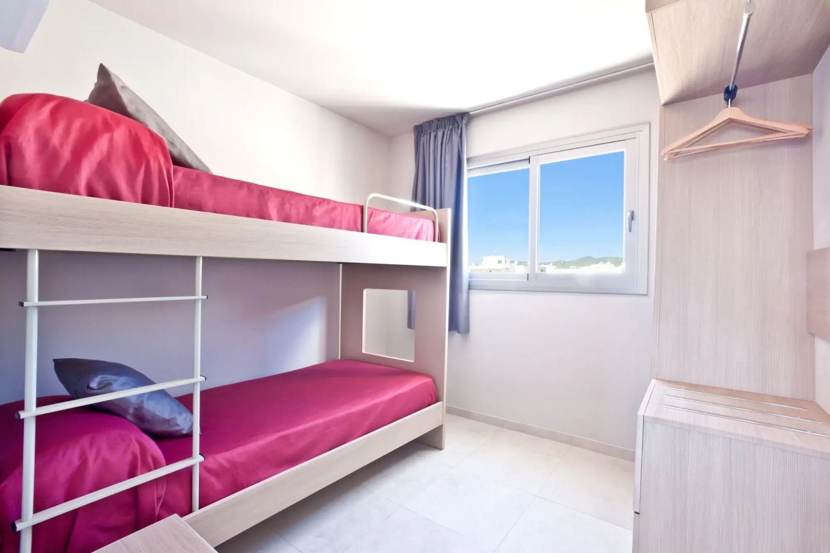 Апартаменты Ryans Ibiza - Adults Only
