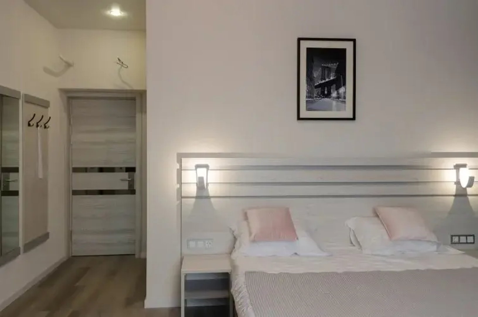 August Inn Guest House