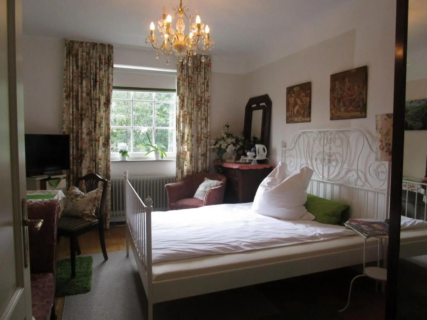 Altes Forsthaus Waldenbuch / Bei der Messe Stuttgart