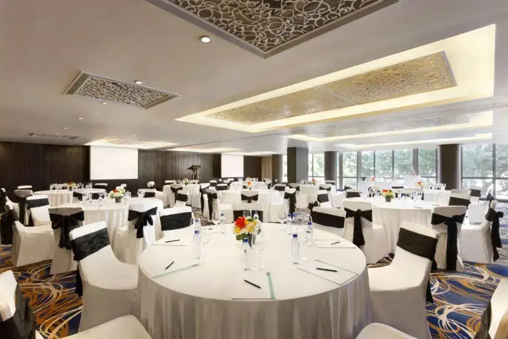 Отель Jen Maldives Male by Shangri-La