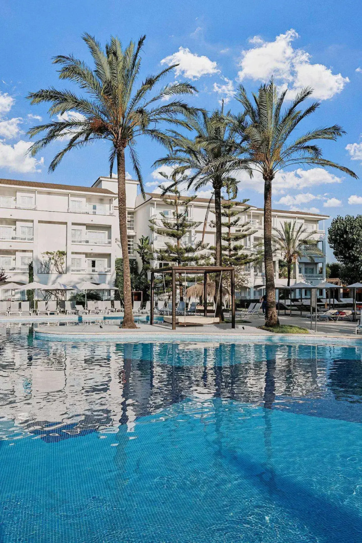 Отель Prinsotel La Dorada